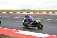 cadwell-no-limits-trackday;cadwell-park;cadwell-park-photographs;cadwell-trackday-photographs;enduro-digital-images;event-digital-images;eventdigitalimages;navarra;no-limits-trackdays;peter-wileman-photography;racing-digital-images;trackday-digital-images;trackday-photos